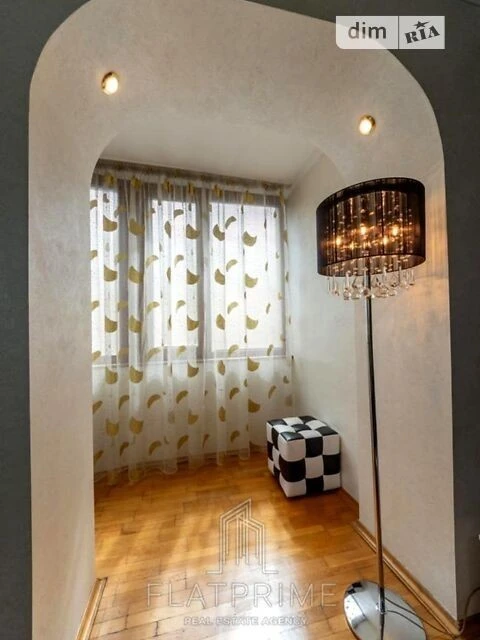 Sale of 4-room apartment 93 sq. m on Azerbaycanska Street 16/1 • I