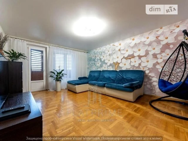 Sale of 4-room apartment 93 sq. m on Azerbaycanska Street 16/1 • I