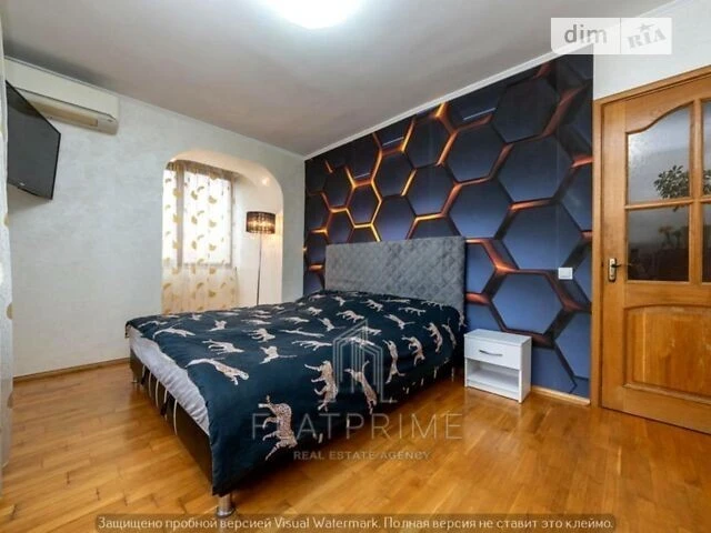 Sale of 4-room apartment 93 sq. m on Azerbaycanska Street 16/1 • I