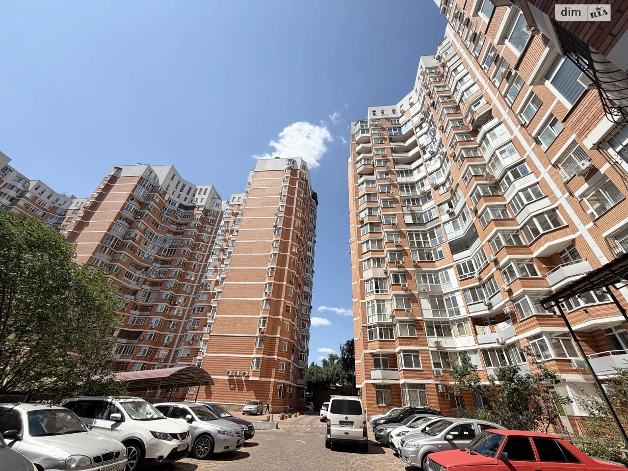 Продажа квартир в Слободке.