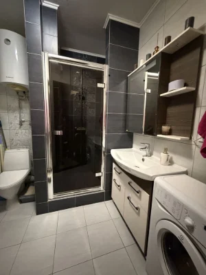 For Sale: Apartment on Heroes of Labor Street
