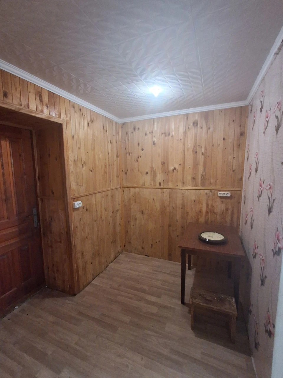 One-room apartment in dormitory