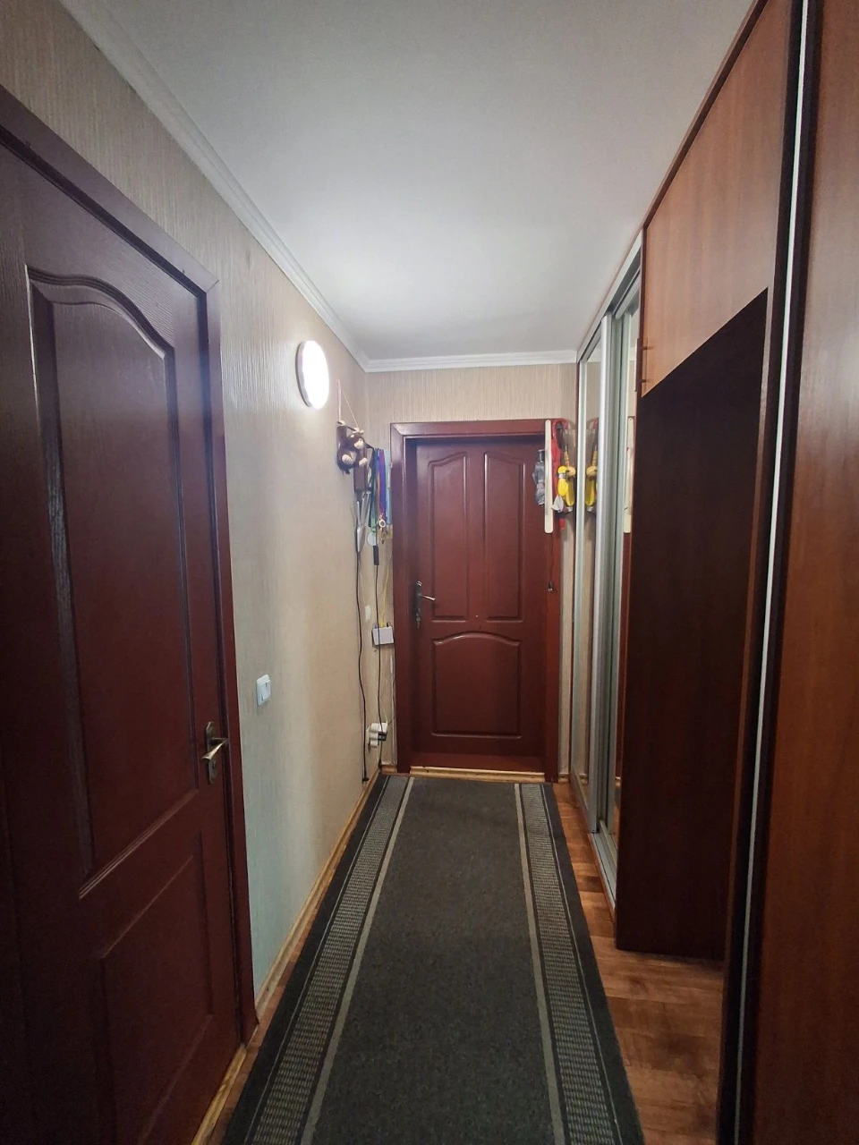 2 Rooms in Dorm near Fountain