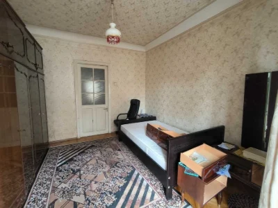 Продам 3-комнатную "сталинку", Джона Маккейна 41/22, Печерск