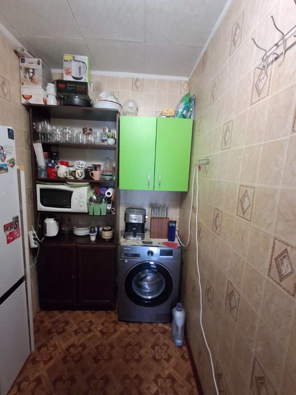 2 Rooms in Dorm near Fountain