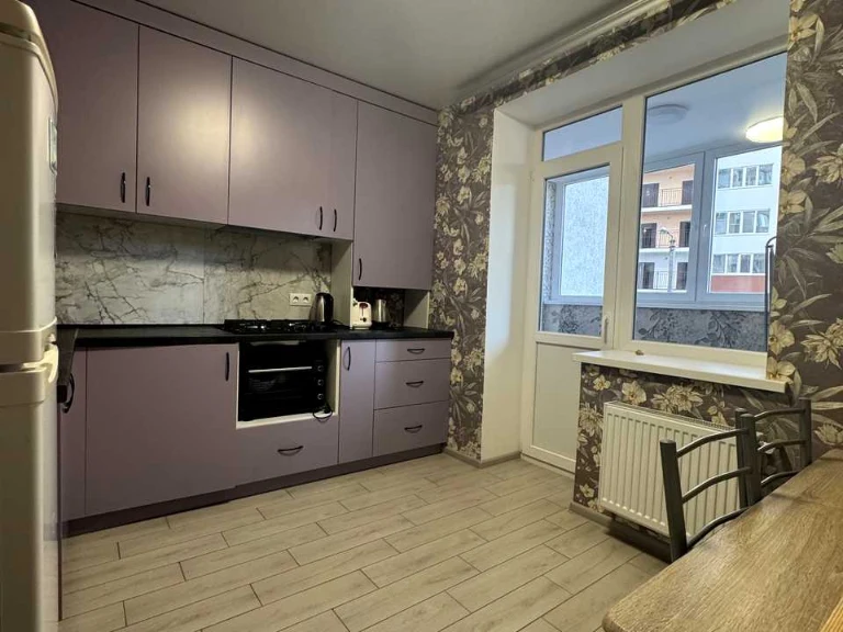 Apartment. Vishneve, Mashynobudivnykiv str.