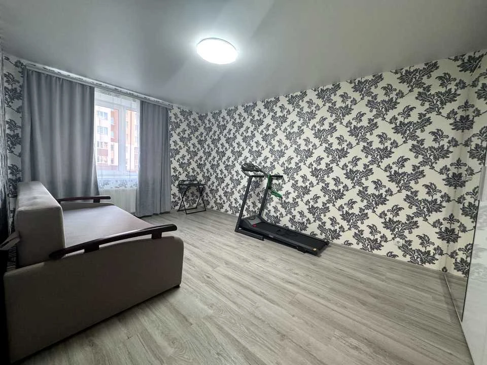 Apartment. Vishneve, Mashynobudivnykiv str.