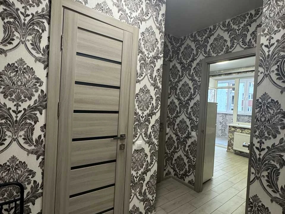 Apartment. Vishneve, Mashynobudivnykiv str.