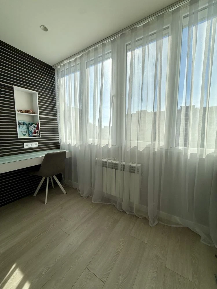 Sale of a 3-bedroom apartment in 5th microdistrict on the Left Bank!