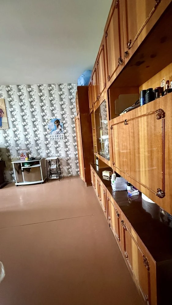 Продаж 2 кім. квартира 4 мкрн. Лівий берег