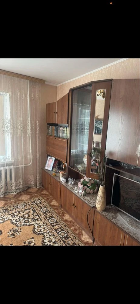 For sale, a 2-bedroom apartment in the city center. With furniture.