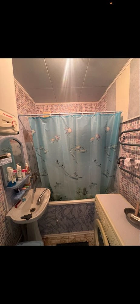 For sale, a 2-bedroom apartment in the city center. With furniture.