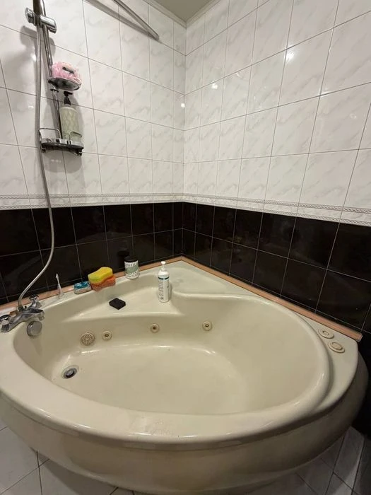 Продам 3-к квартиру пр.Слобожанский