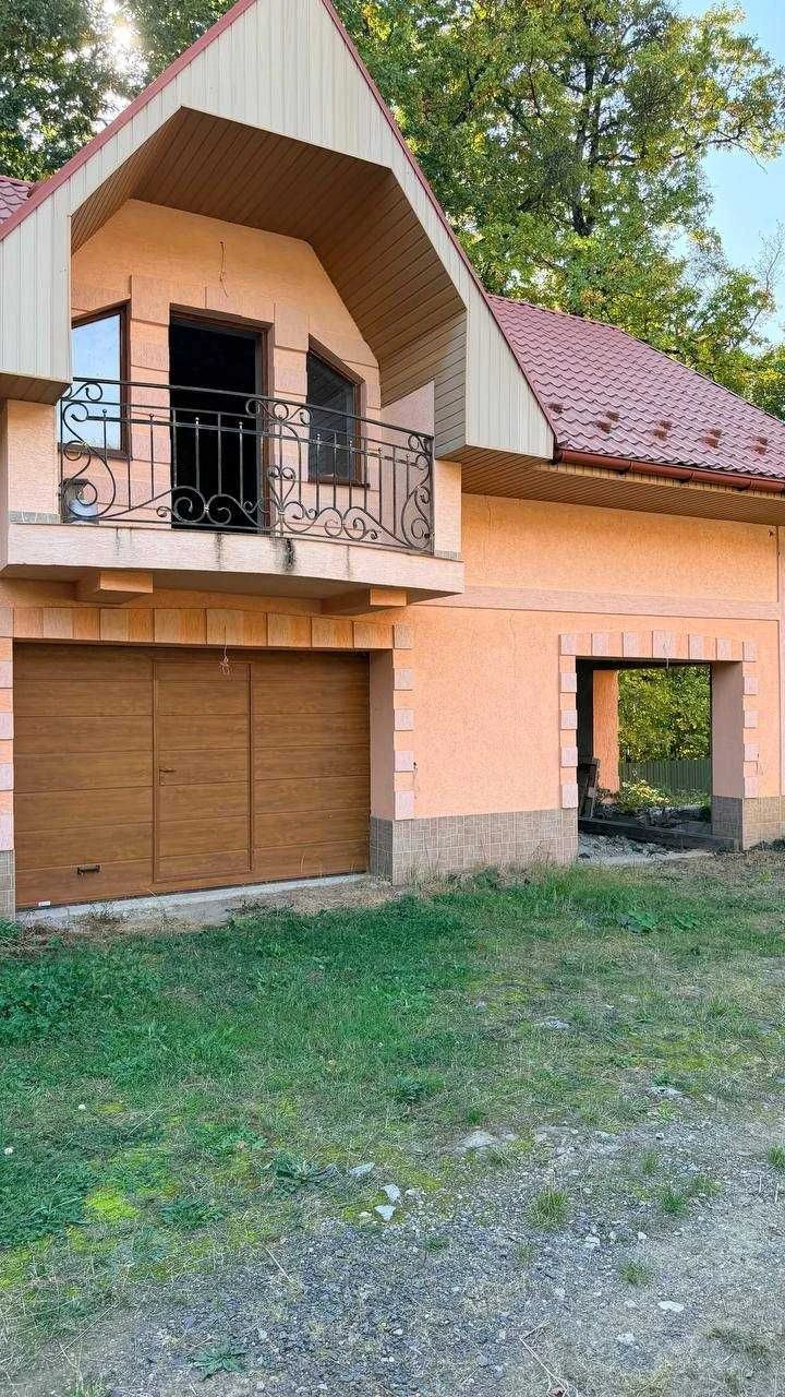 2-Story House for Sale in Mukachevo near the Forest | 335 sq m | 21