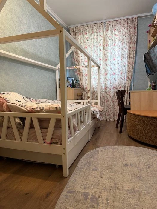 Продам 3-к квартиру пр.Слобожанский
