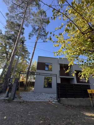 Duplex with gas in the city center