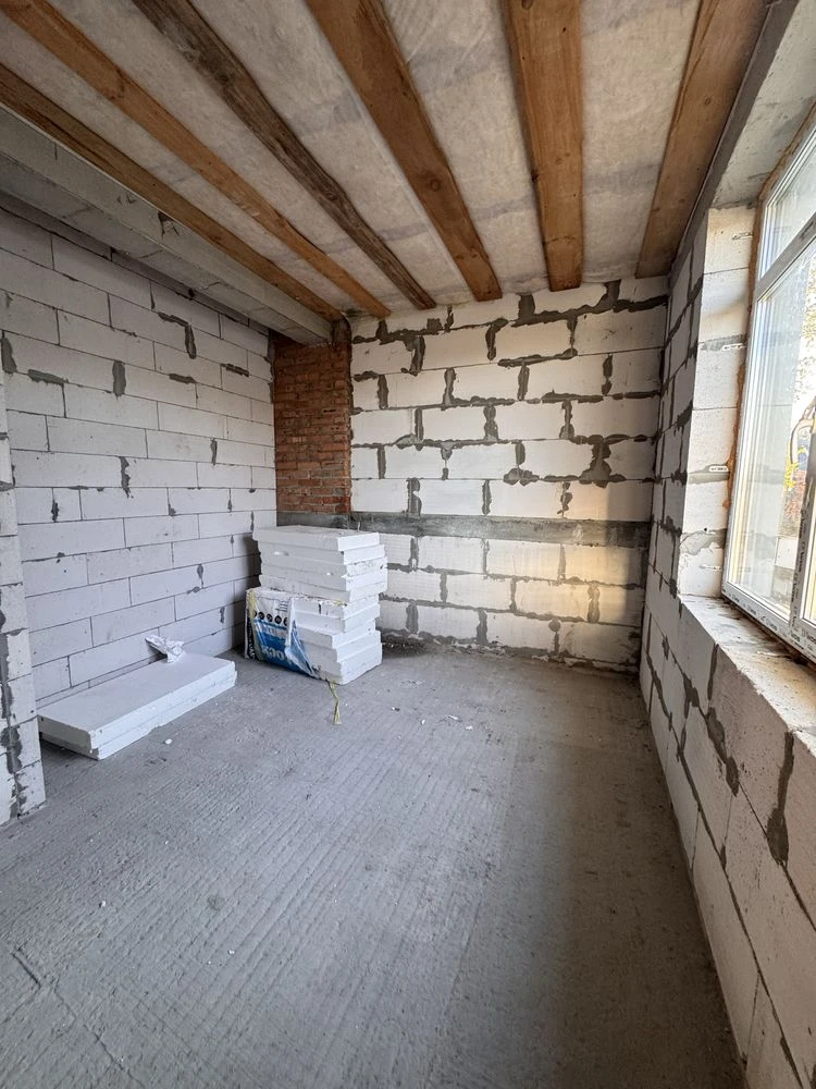 Duplex with gas in the city center
