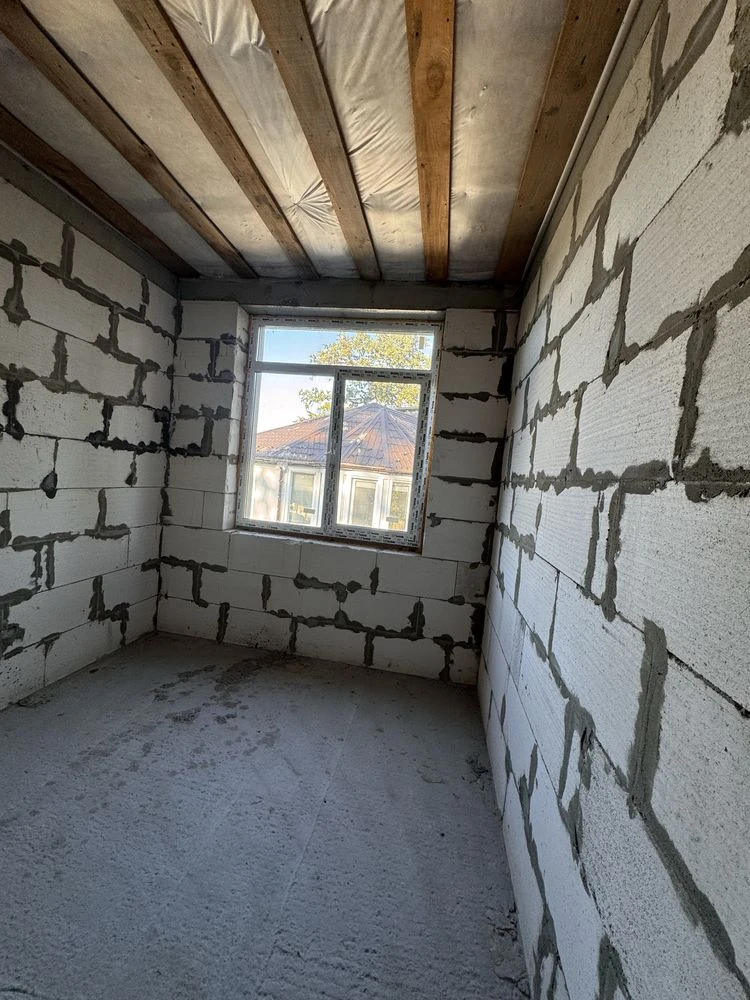 Duplex with gas in the city center