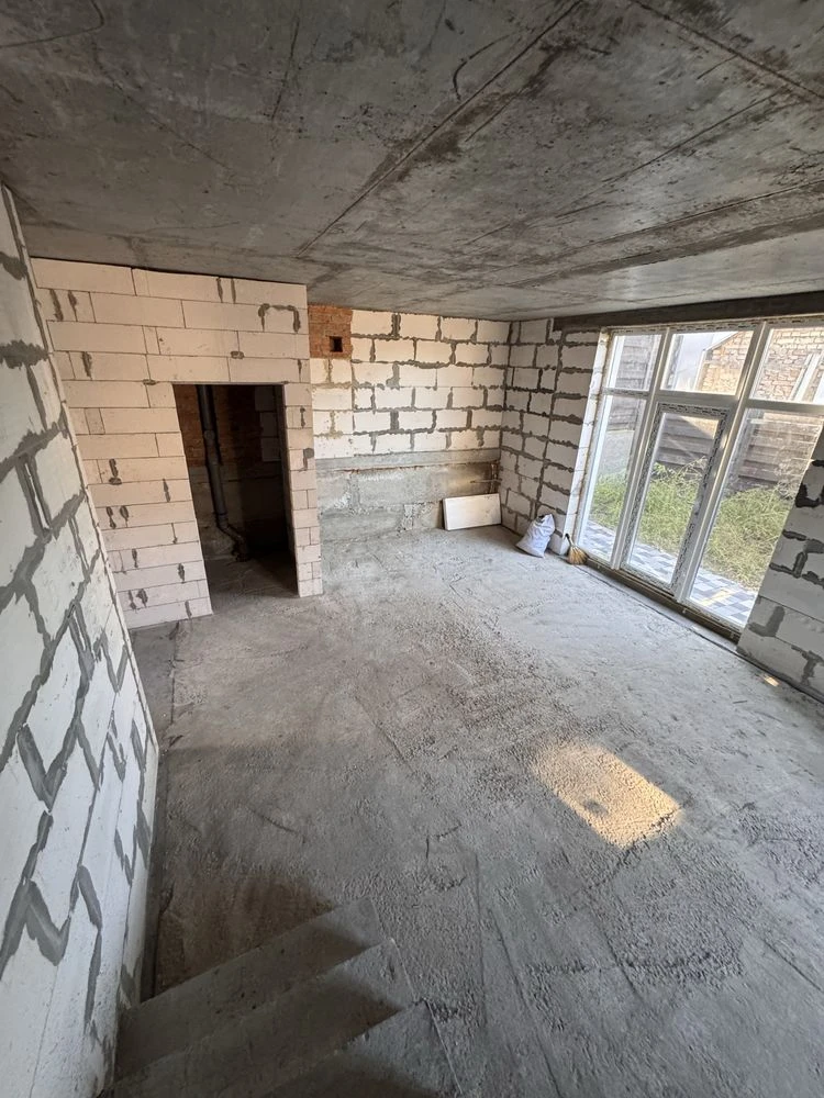 Duplex with gas in the city center