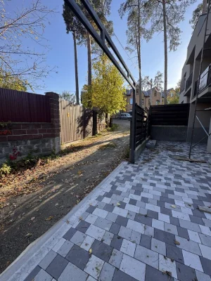 Duplex with gas in the city center
