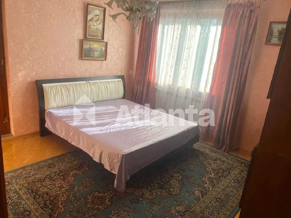 SALE OF A 3-STORY HOUSE IN BILOGORSH
