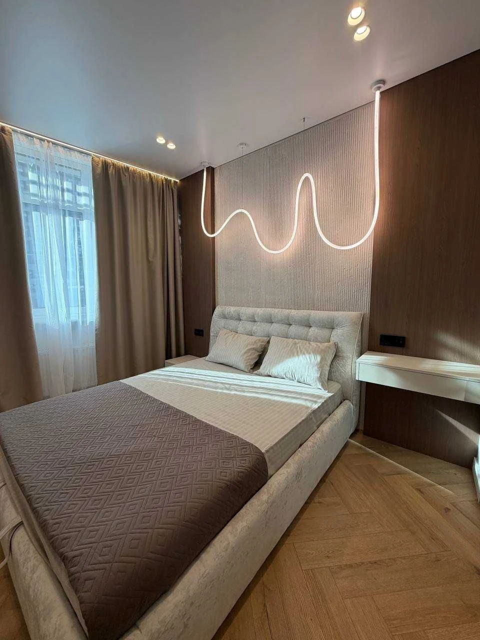 2-кімнатна 52 м² • Низький поверх, вікна у двір • ЖК «Атмосф