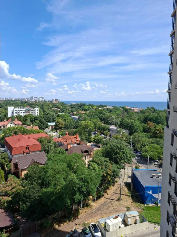 For Sale: 3-bedroom apartment in the "Aquamarine" residential complex