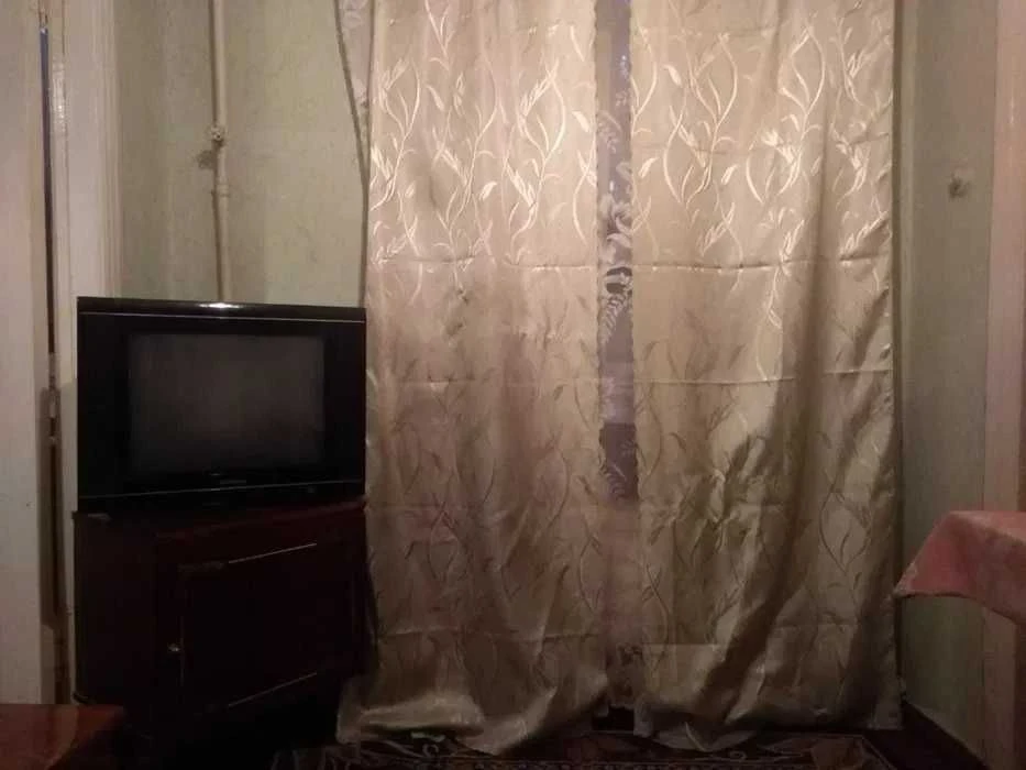 Sale of a 2-room apartment on Troitskaya street