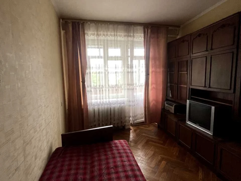 Квартира. Київ, Вінстона Черчилля вул.