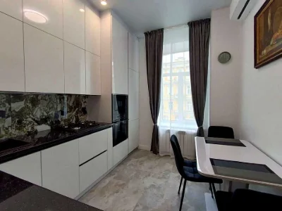 Apartment. Bogdan Khmelnytsky Street, Kyiv