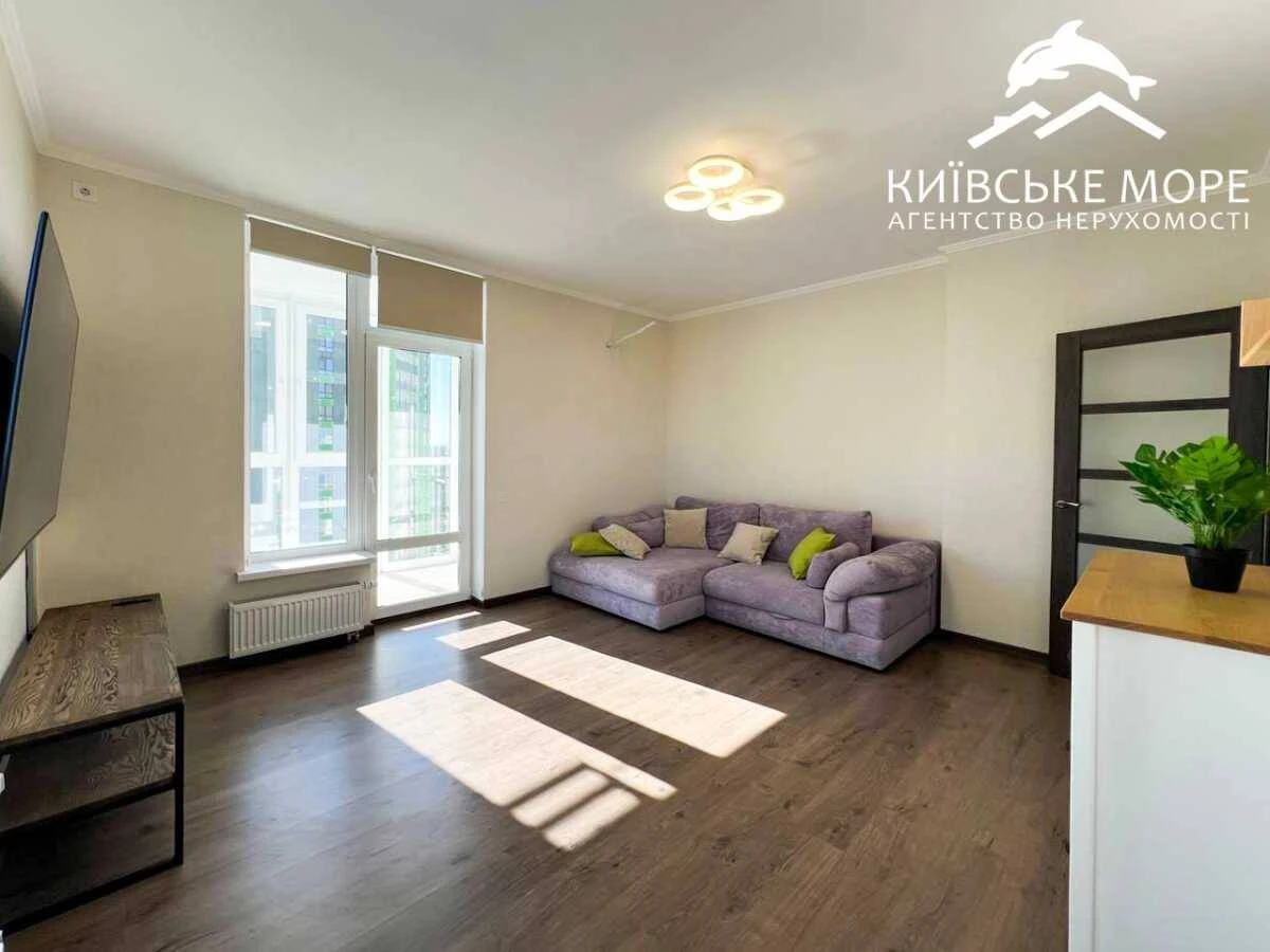 Продається 3-кімнатна квартира, Київ, Подільський район, вулиця Івана Виговського