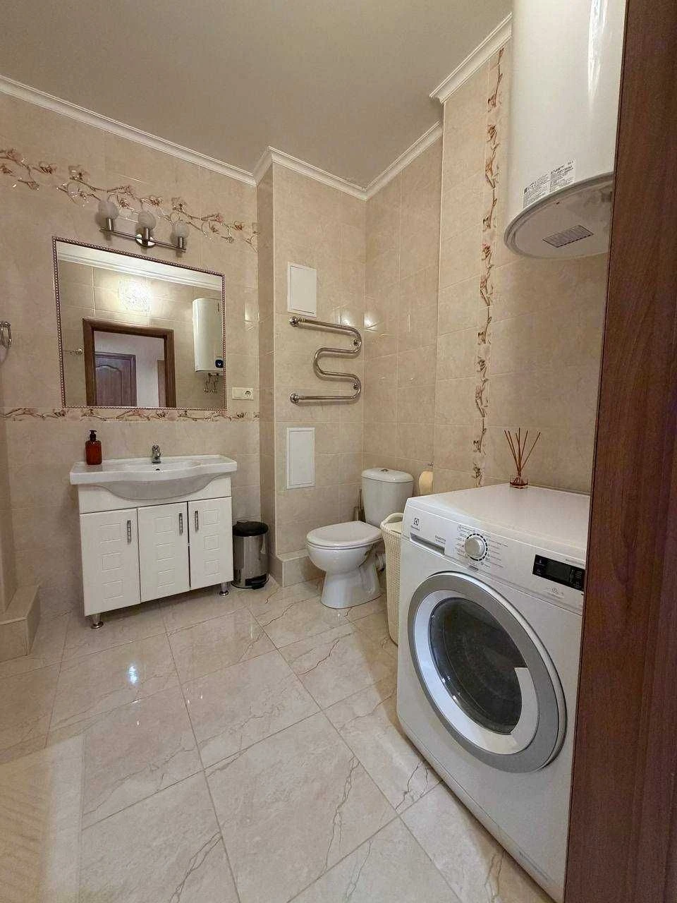 Продаж однокімнайної квартири на вул. Вадима Гетьмана, 30Б/ 54,8 кв.м.
