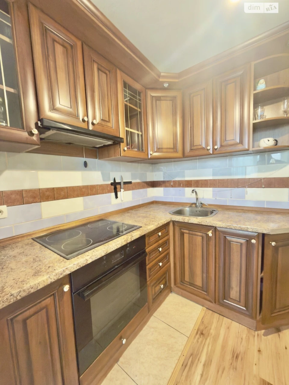 Apartment for Sale – Prospect Polya Avenue