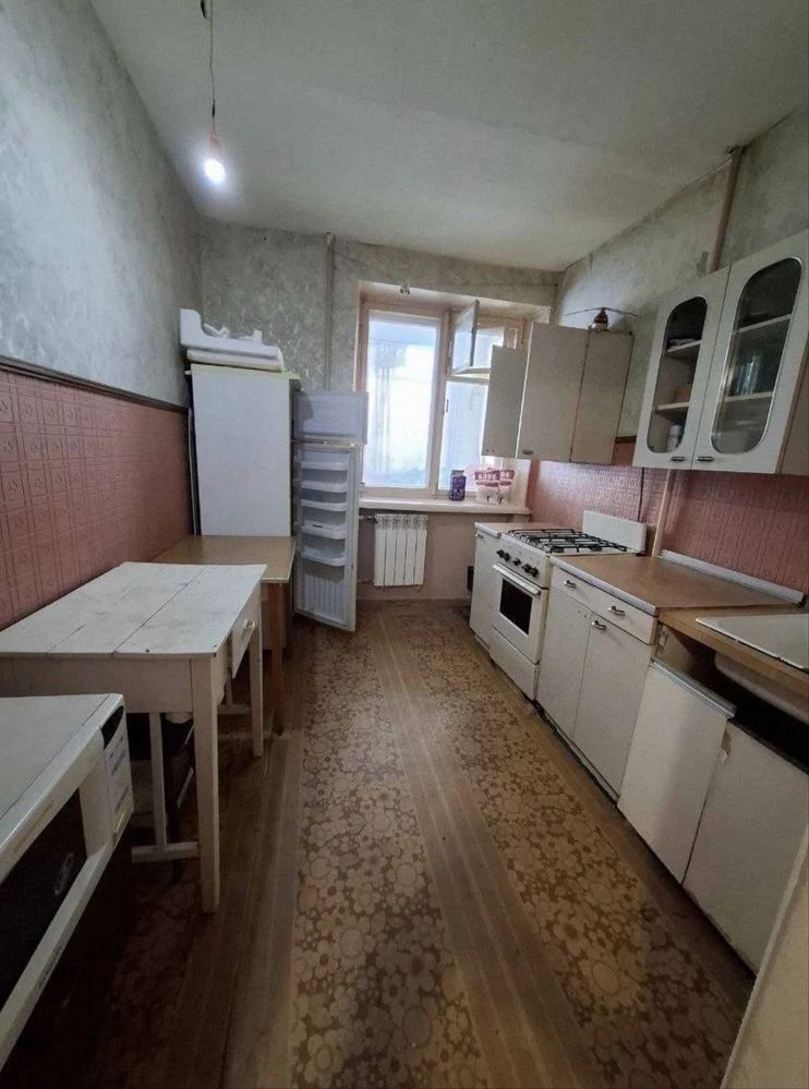 Продається квартира, Правый берег Дніпра