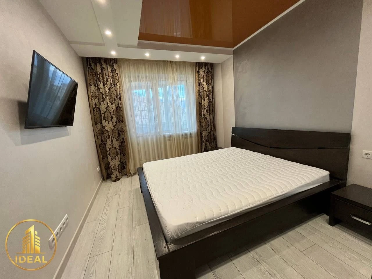 Sale of a 3-room apartment near Marshavets (Pravda) Park