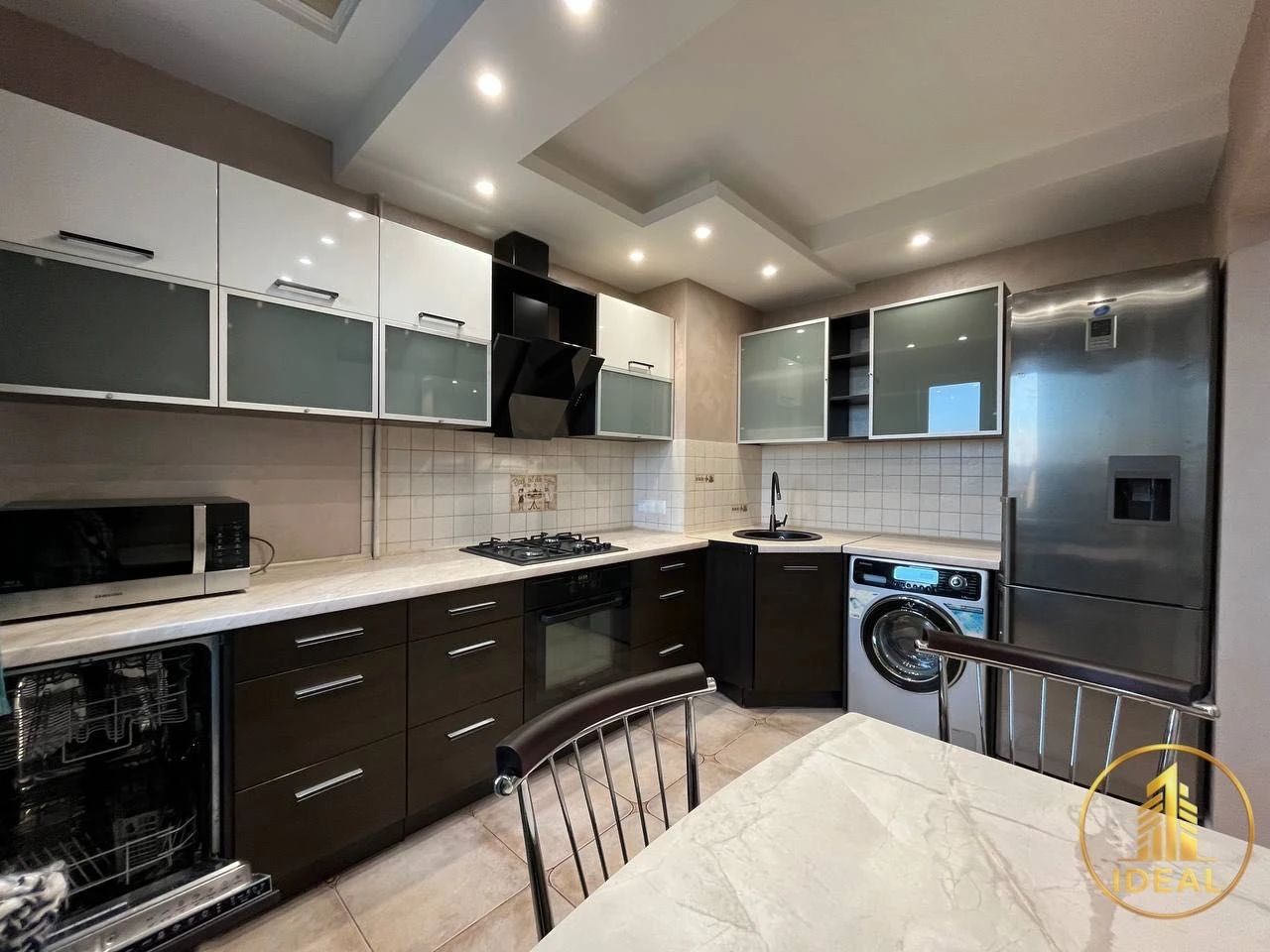 Sale of a 3-room apartment near Marshavets (Pravda) Park