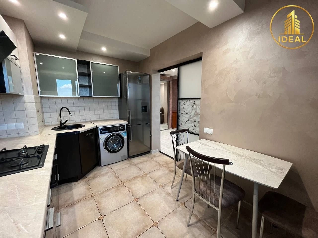 Sale of a 3-room apartment near Marshavets (Pravda) Park