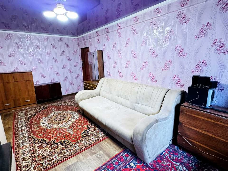 Apartment. Kryvyi Rih, Narvska Street