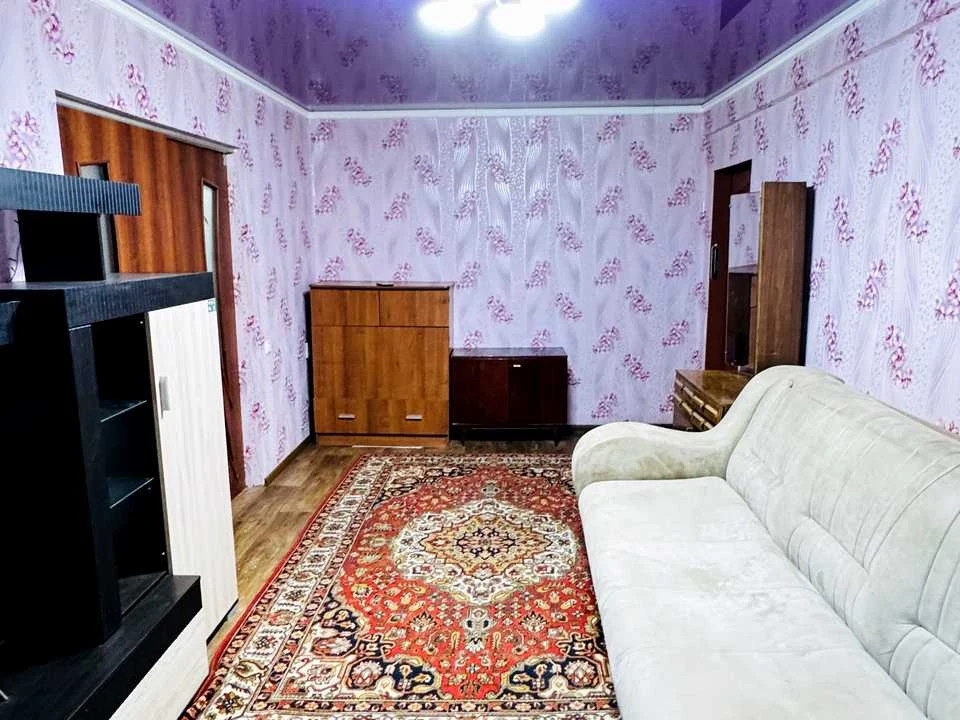 Apartment. Kryvyi Rih, Narvska Street