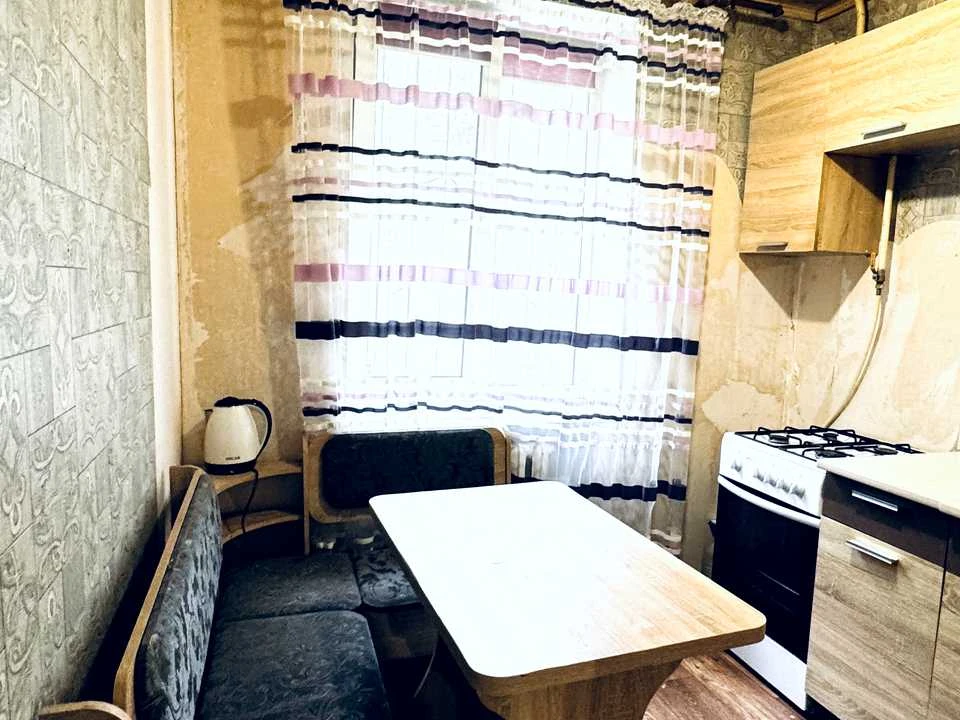Apartment. Kryvyi Rih, Narvska Street