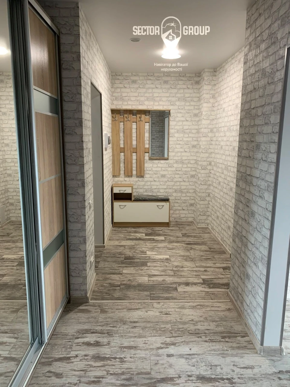 Київський Шлях, 95. Держпрограми. 46 кв.м. з ремонтом.