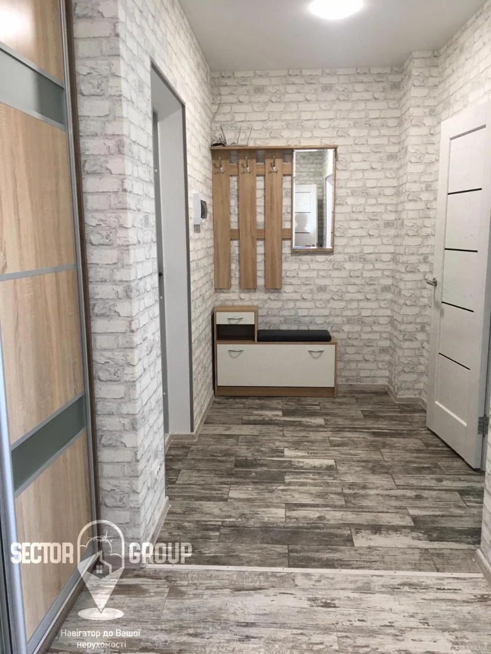Київський Шлях, 95. Держпрограми. 46 кв.м. з ремонтом.