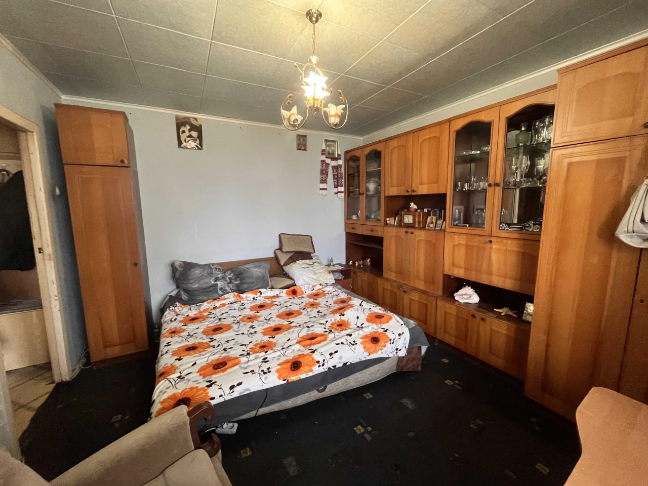 1 apartment in a brick building in the city of Chonomaorsk, NEGOTIABLE!