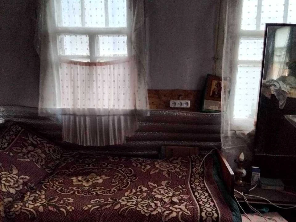 Дом. Люботин, улица Родины Кошиць, 20