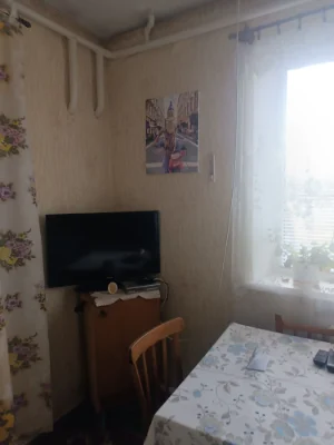 Продається житловий будинок в районі будинку пристарілих