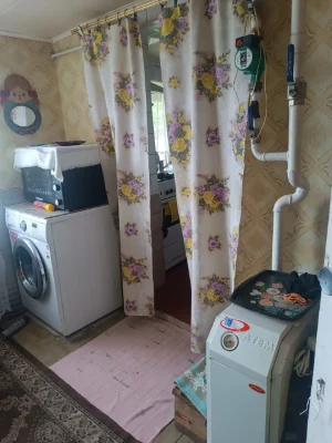 Продається житловий будинок в районі будинку пристарілих