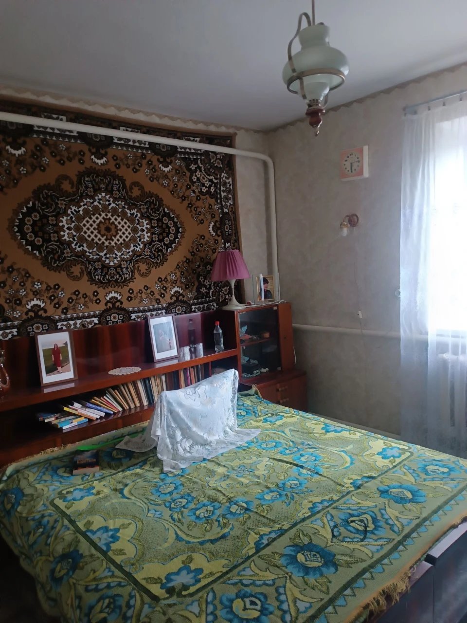 Продається житловий будинок в районі будинку пристарілих