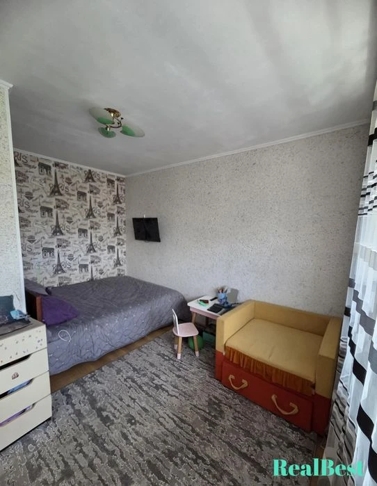 Продаж / Квартира / Г.Безручка, Льонокомбінат, Рівне