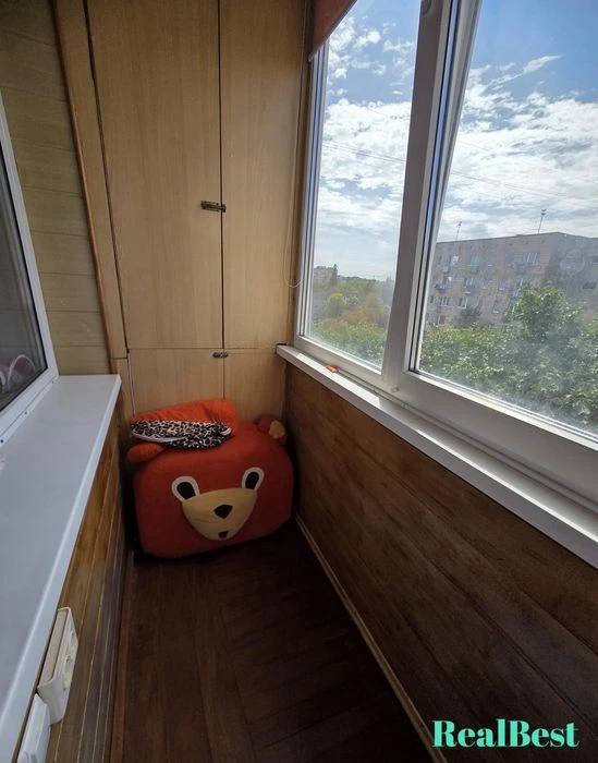 Продаж / Квартира / Г.Безручка, Льонокомбінат, Рівне