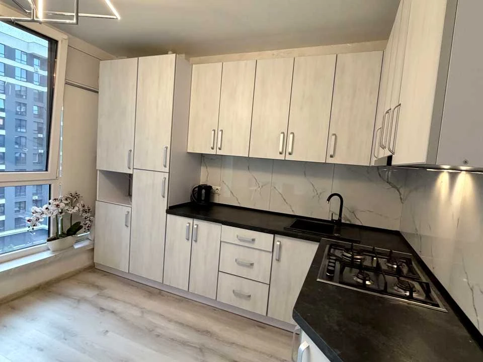 Apartment. Ivano-Frankivsk, Khimikiv st.